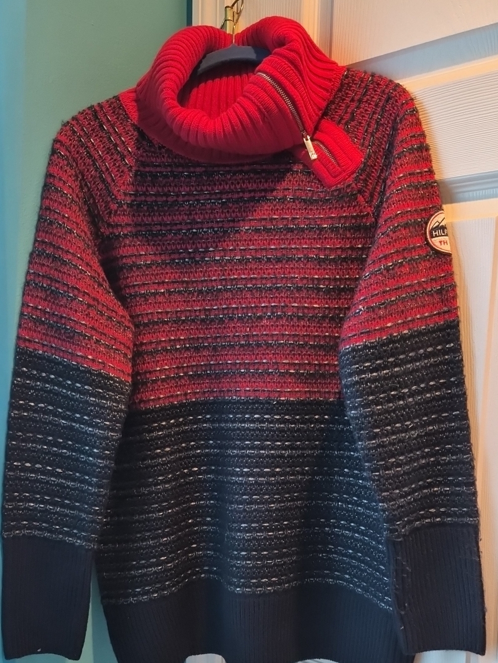 NWT Tommy Hilfiger Highneck Ribbed Colorblock Sweater - Red/Blue PTP 21 lenth 26